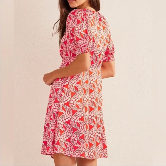 Boden NWT Red Satin Tea Dress- Size 6R - Picture 3 of 11